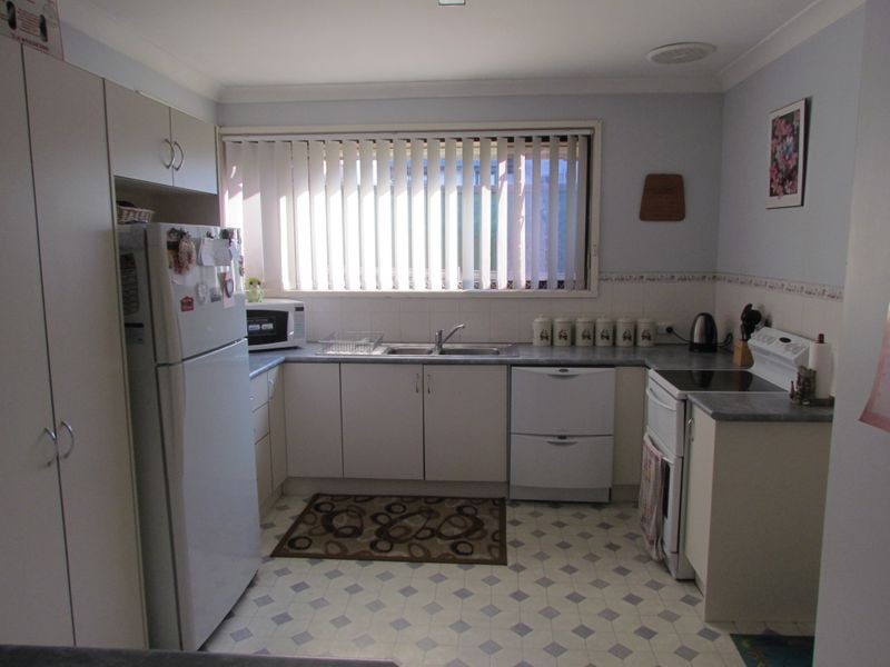 1 Eyre Close, Singleton NSW 2330