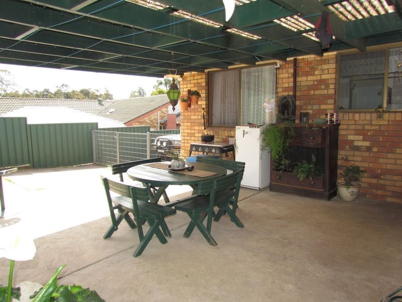 20 Richards Avenue, Singleton NSW 2330