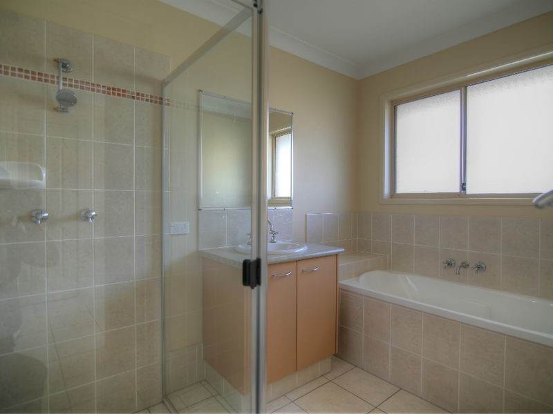 2 Pecan Drive, Upper Coomera QLD 4209