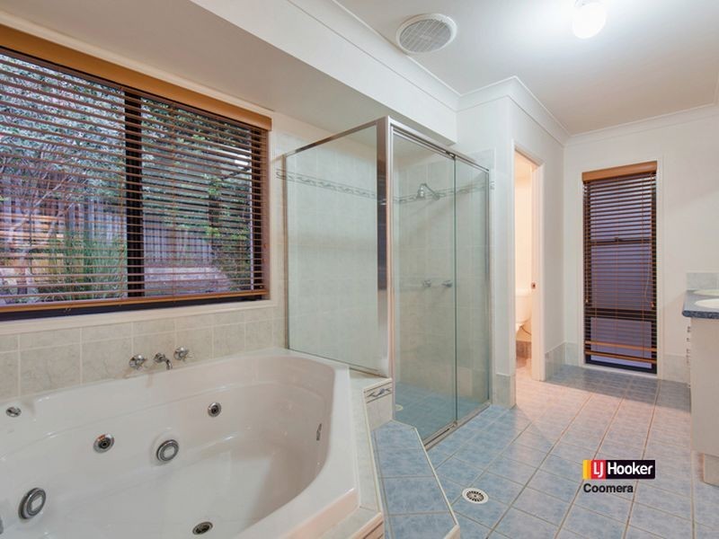 10 Freya Circuit, Coomera Waters QLD 4209