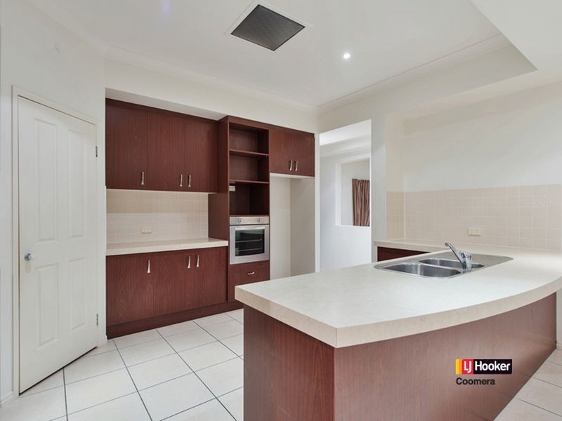 10 Freya Circuit, Coomera Waters QLD 4209