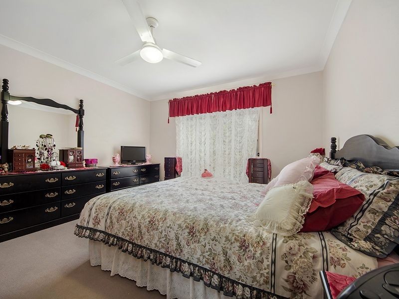 1/15 Sandhurst Crescent, Upper Coomera QLD 4209