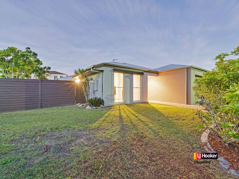 8 Vermont Street, Oxenford QLD 4210