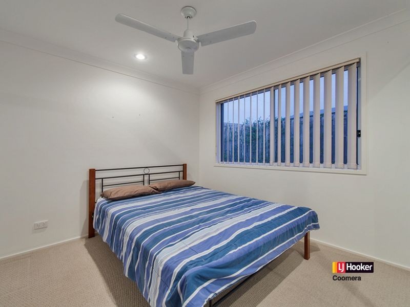 8 Vermont Street, Oxenford QLD 4210