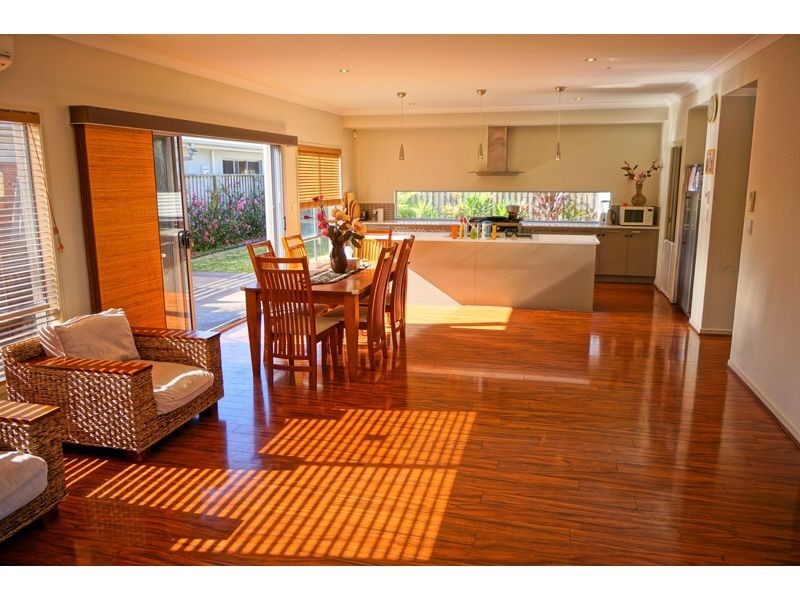 5 Settlers Avenue, Upper Coomera QLD 4209