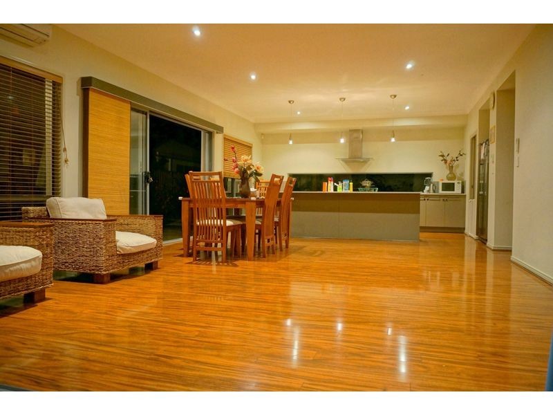 5 Settlers Avenue, Upper Coomera QLD 4209