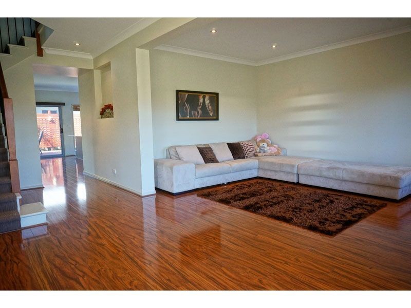 5 Settlers Avenue, Upper Coomera QLD 4209