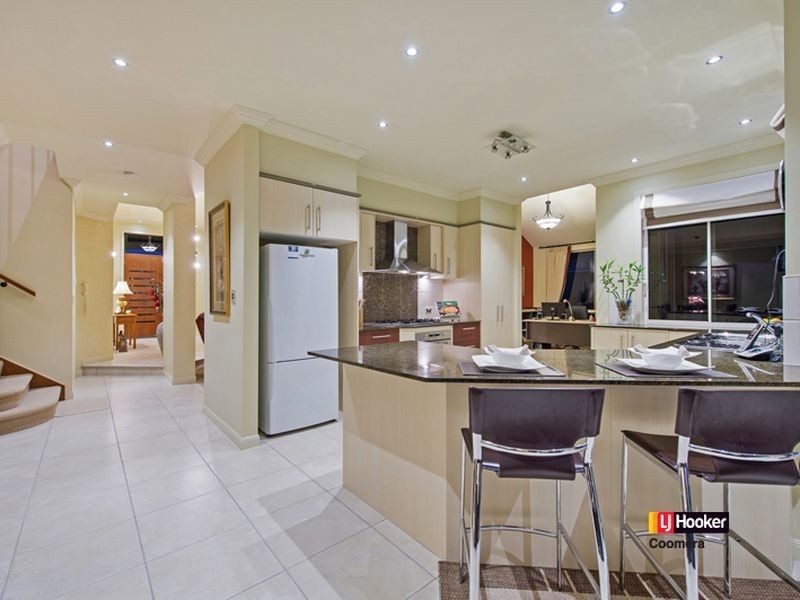 9 Zeus Circuit, Coomera Waters QLD 4209