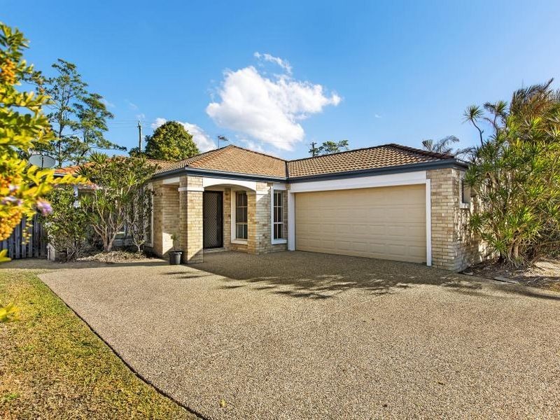 11 Barrs Avenue, Oxenford QLD 4210