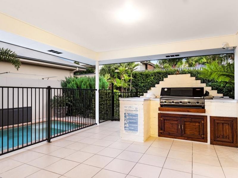 9 Ballyhoo Lane, Coomera Waters QLD 4209