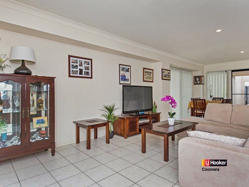 28/2 Tuition Street, Upper Coomera QLD 4209