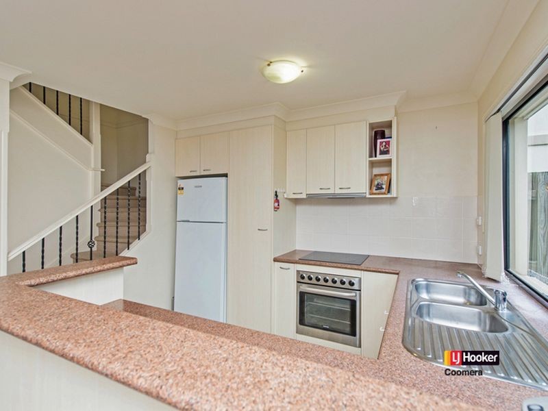 28/2 Tuition Street, Upper Coomera QLD 4209