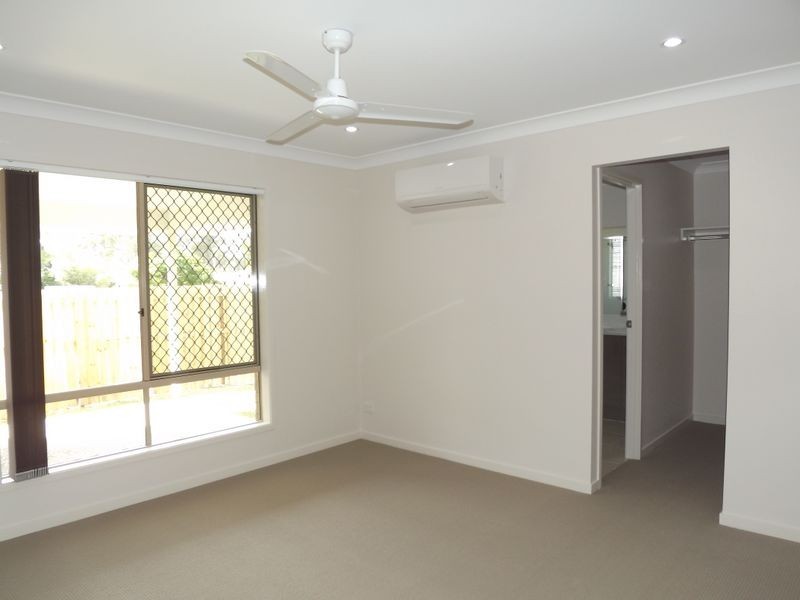 35 Parkvista Circuit, Coomera QLD 4209