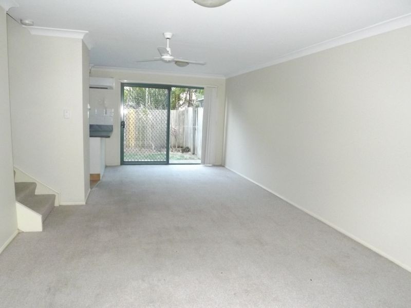 2/24 Beattie Road, Coomera QLD 4209