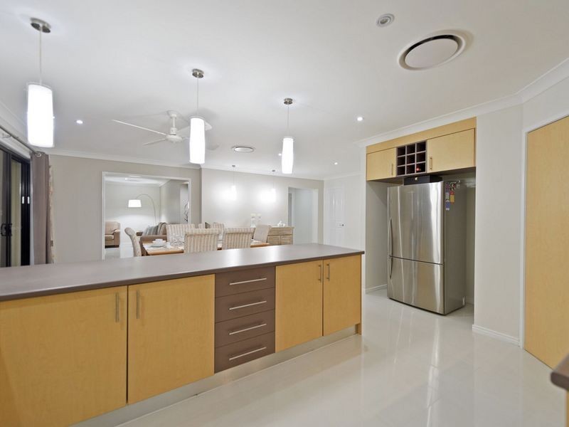 13 Rainbow Circuit, Coomera Waters QLD 4209
