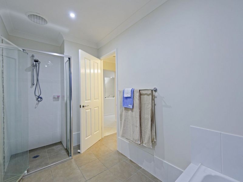 13 Rainbow Circuit, Coomera Waters QLD 4209