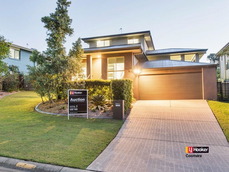 7 Silver Dawn Crescent, Oxenford QLD 4210