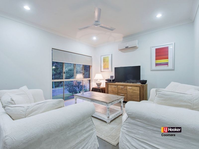 7 Silver Dawn Crescent, Oxenford QLD 4210