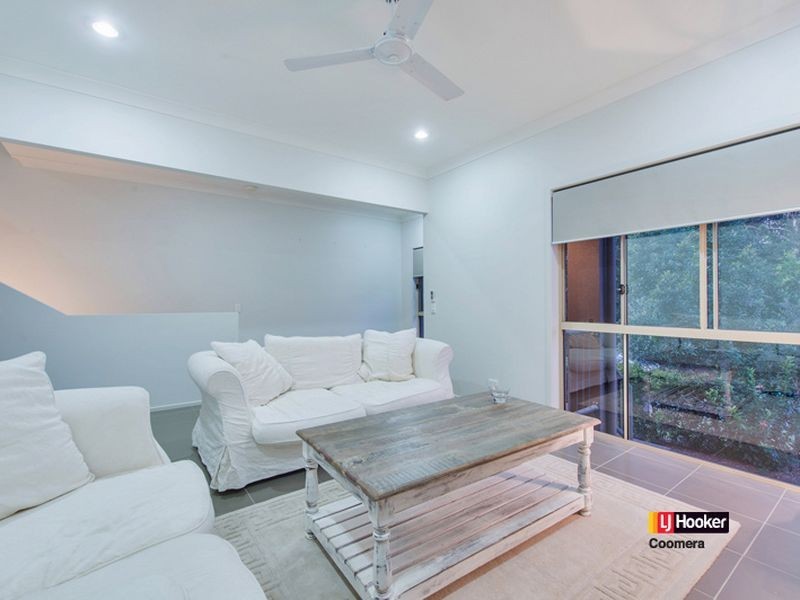 7 Silver Dawn Crescent, Oxenford QLD 4210