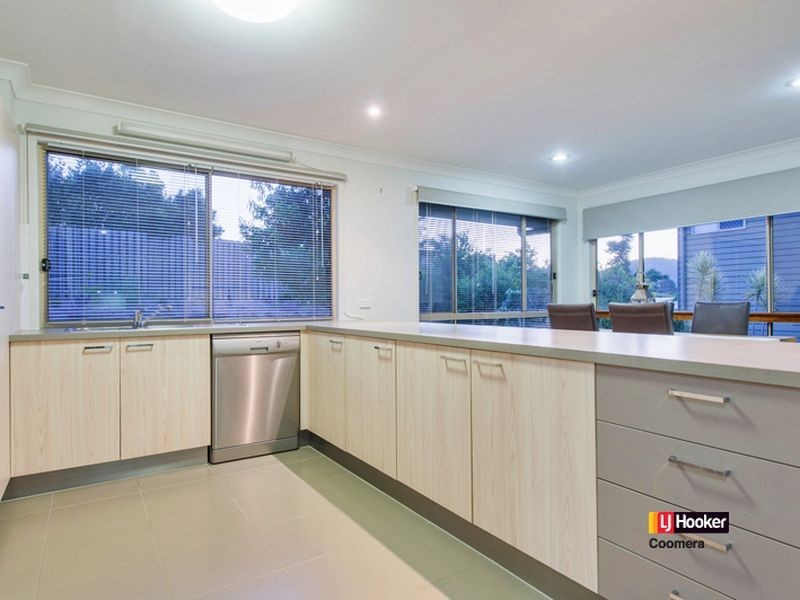 7 Silver Dawn Crescent, Oxenford QLD 4210