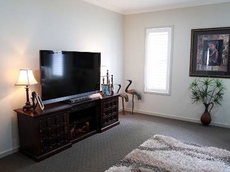 2 Cabriolet Court, Upper Coomera QLD 4209