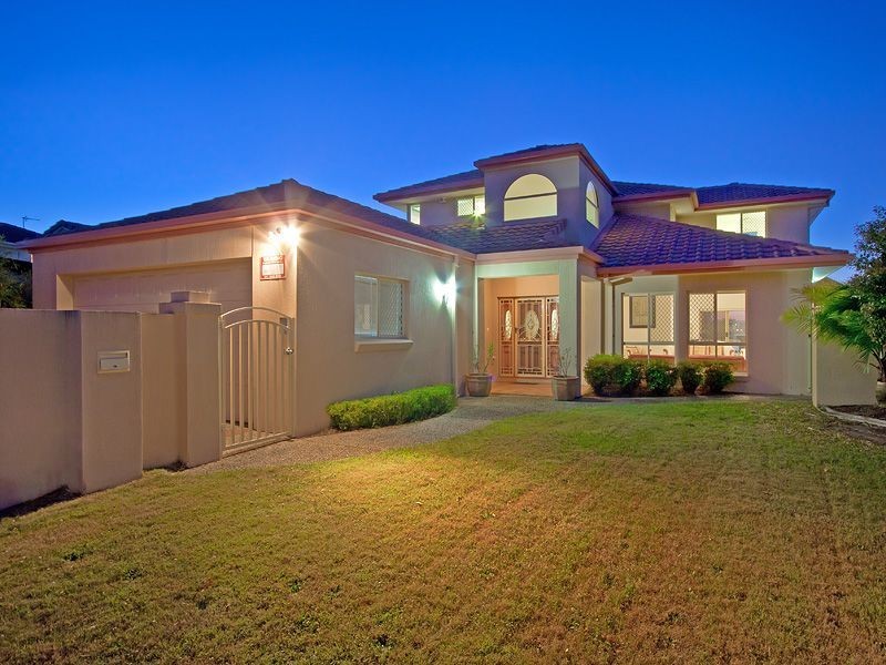 33 Northwestern Court, Varsity Lakes QLD 4227