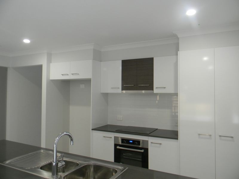 38 Denham Circuit, Willow Vale QLD 4209