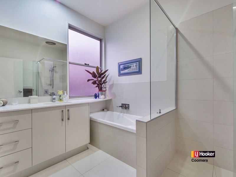 41 Candlebark Circuit, Upper Coomera QLD 4209