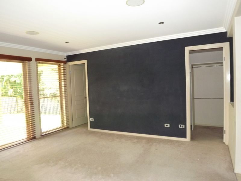 10 Ingrid Lane, Coomera Waters QLD 4209