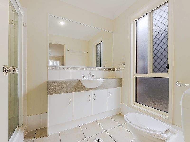 22 Billinghurst Crescent, Upper Coomera QLD 4209