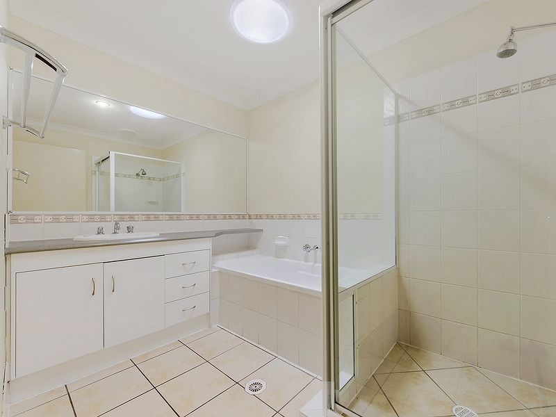 22 Billinghurst Crescent, Upper Coomera QLD 4209