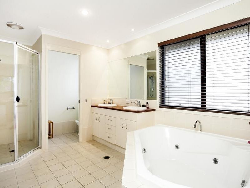 34 Pathfinder Road, Coomera Waters QLD 4209