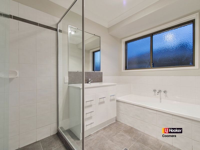 3 Dean Court, Upper Coomera QLD 4209