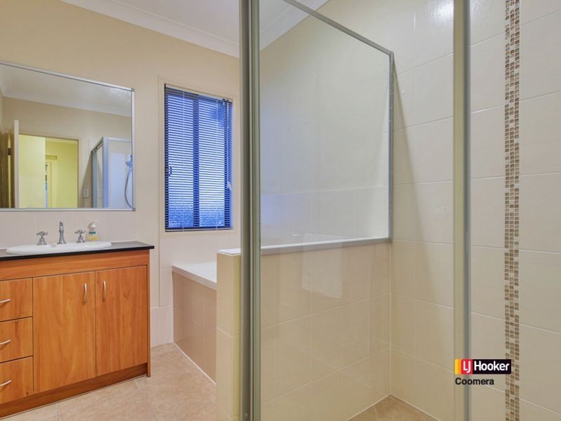 17 Greendragon Crescent, Upper Coomera QLD 4209