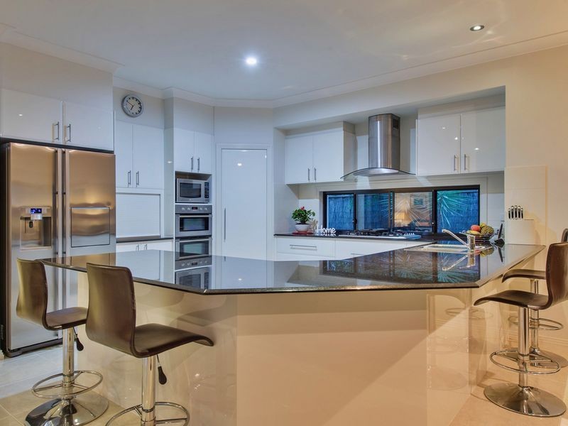 10 Kingtide Lane, Coomera Waters QLD 4209