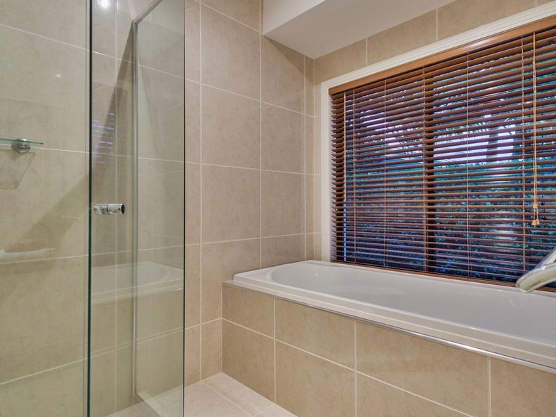 10 Kingtide Lane, Coomera Waters QLD 4209