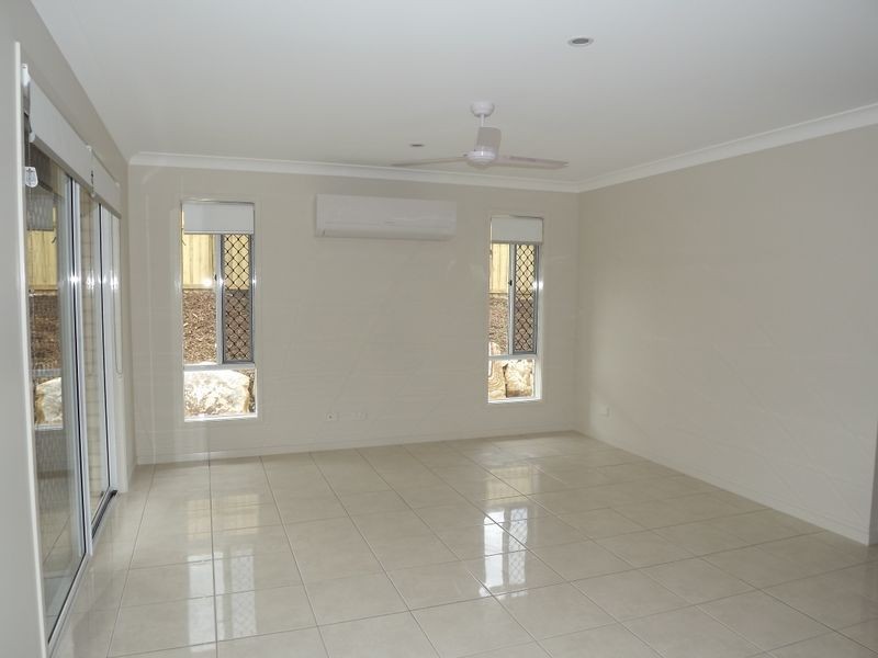 8 Alexa Rise, Upper Coomera QLD 4209