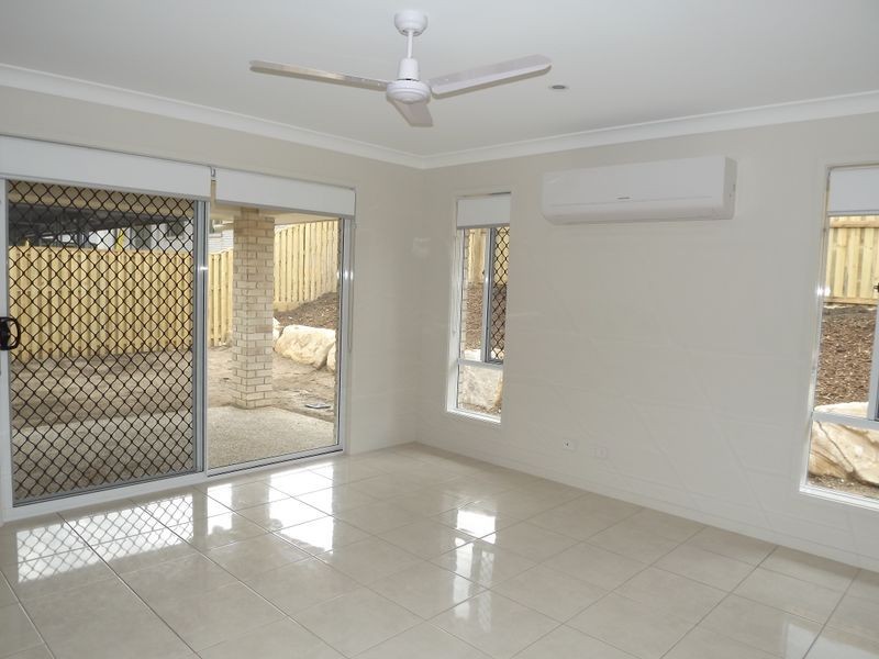 8 Alexa Rise, Upper Coomera QLD 4209