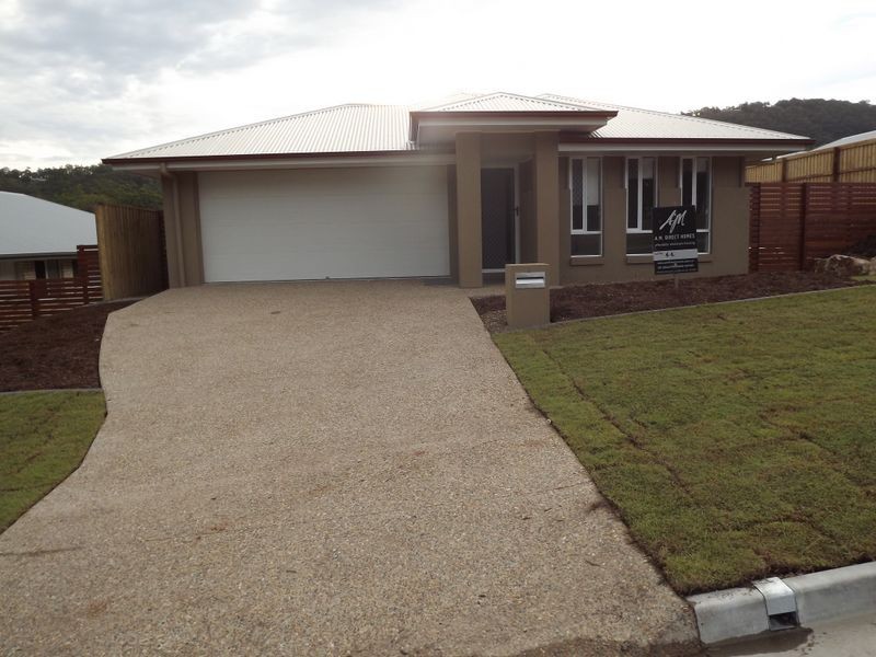 8 Alexa Rise, Upper Coomera QLD 4209