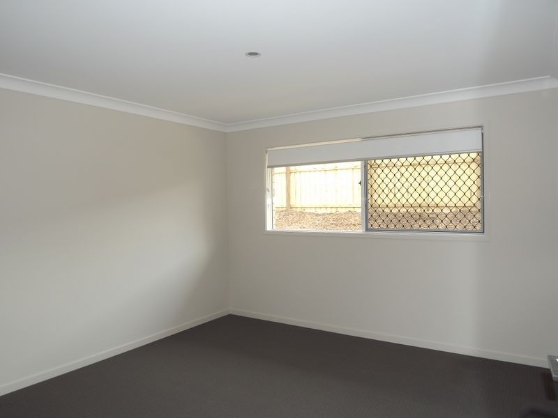 8 Alexa Rise, Upper Coomera QLD 4209