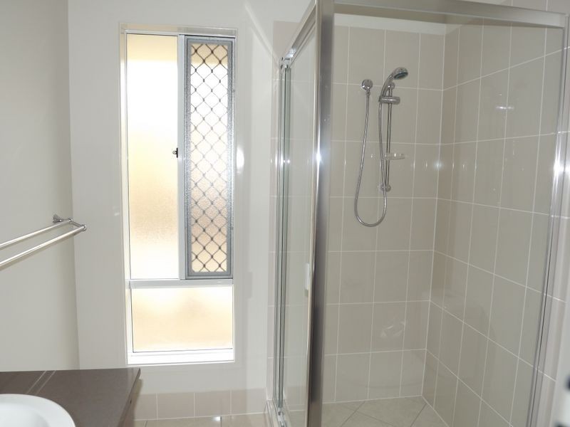 8 Alexa Rise, Upper Coomera QLD 4209