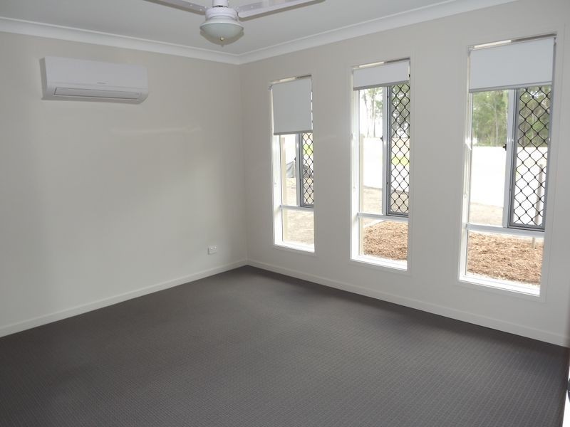 8 Alexa Rise, Upper Coomera QLD 4209