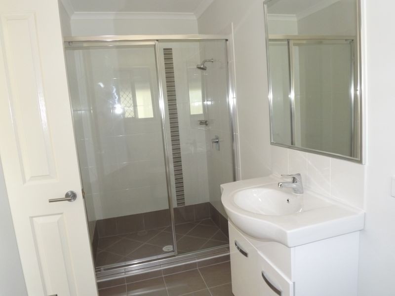 2B Baileys Mountain Road, Willow Vale QLD 4209