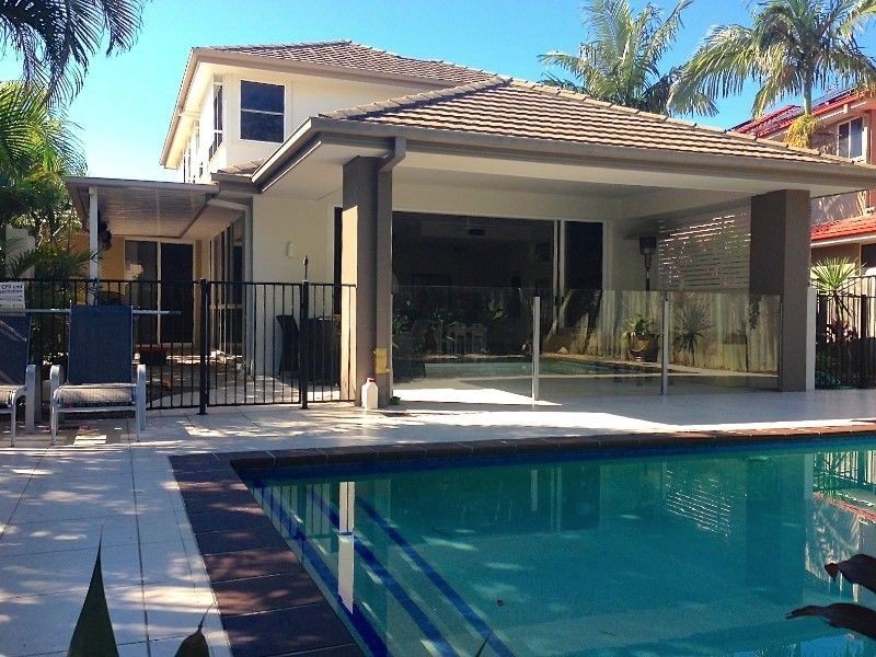 7 The Close, Helensvale QLD 4212