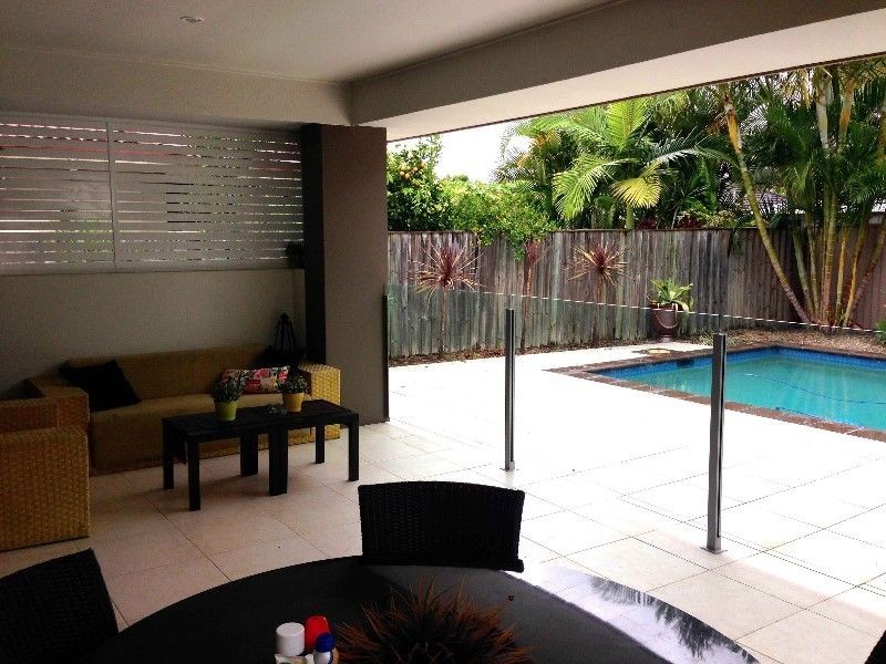 7 The Close, Helensvale QLD 4212