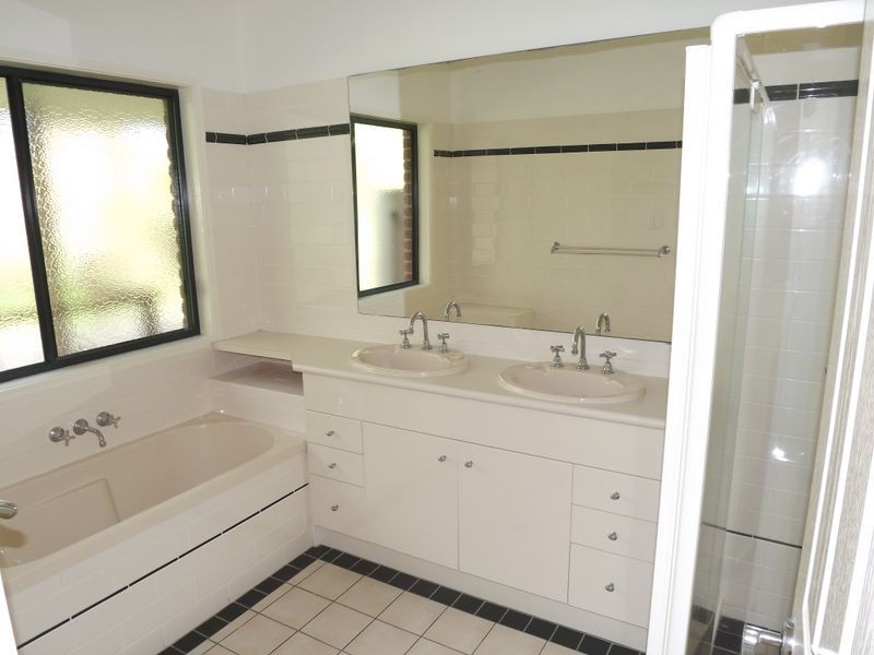 17 Killarney Court, Oxenford QLD 4210