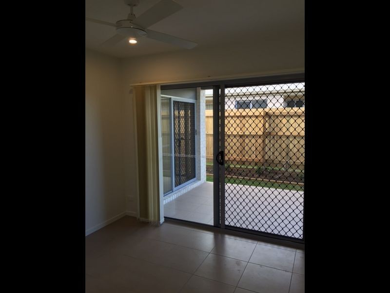17 Paperbark Crescent, Coomera QLD 4209