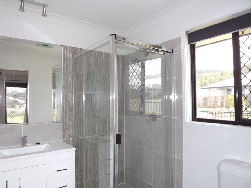 25 Wimmera Crescent, Upper Coomera QLD 4209