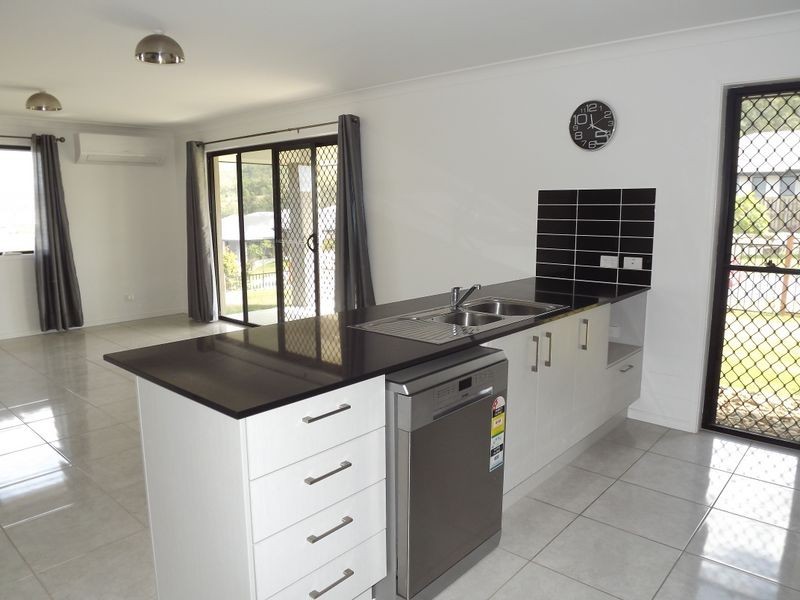 25 Wimmera Crescent, Upper Coomera QLD 4209