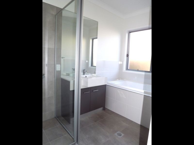 23 Paperbark Crescent, Coomera QLD 4209